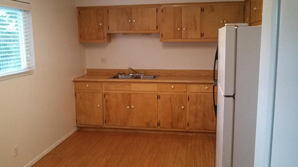 Building Photo - 9231 Marron Cir NE