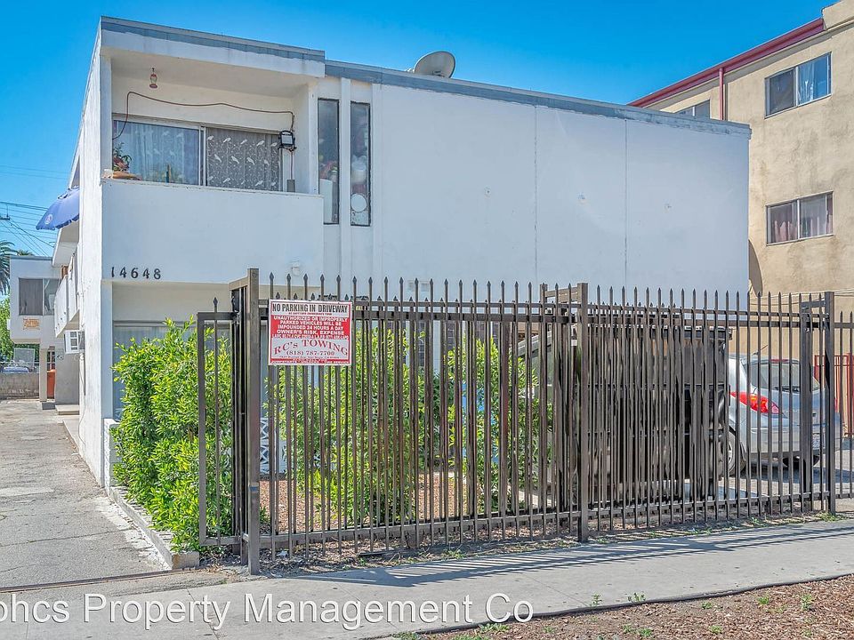 1st image of 14648 Delano St #6