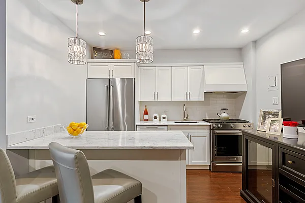 Sold by Compass | media 17