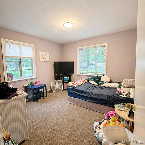 3881 Frasier St Photo 1