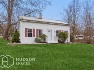 7038 Lake Rd, Madison, OH 44057