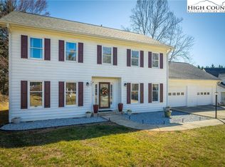 107 Colony Ct, Lenoir, NC 28645