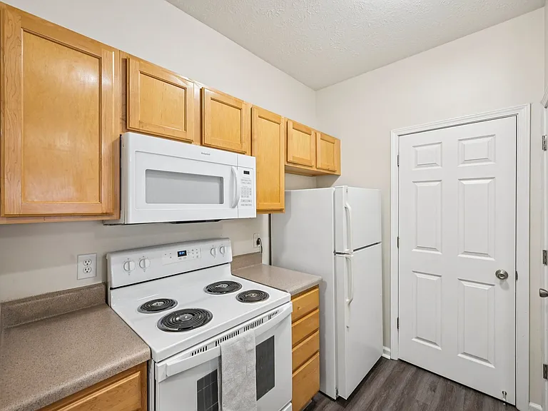 Bayberry Place Apartments — Photo 12