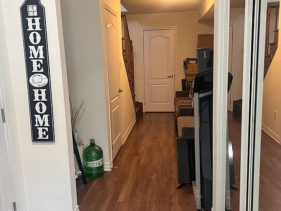 4th image of 288 Reis Pl