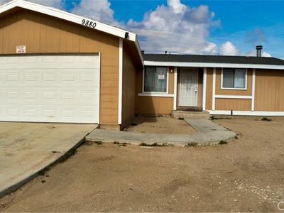 9880 Forest Ct, Adelanto, CA, 92301