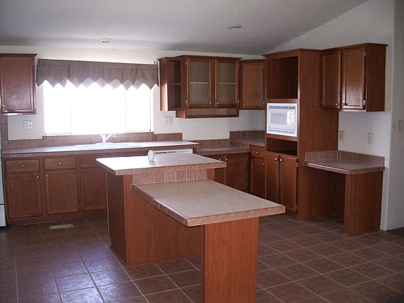 4th image of 509 N 375TH Avenue