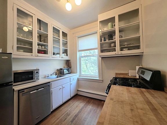 5th image of 548 Orange St APT 304