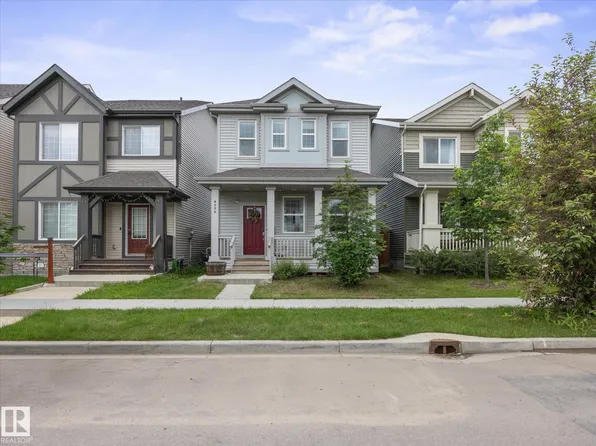 4036 Chappelle Grn SW, Edmonton, AB T6W 4B3