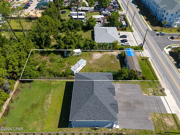 5th image of 2208 Laurie Ave
