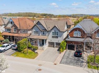 11 Brookhurst Ave, Georgina, ON