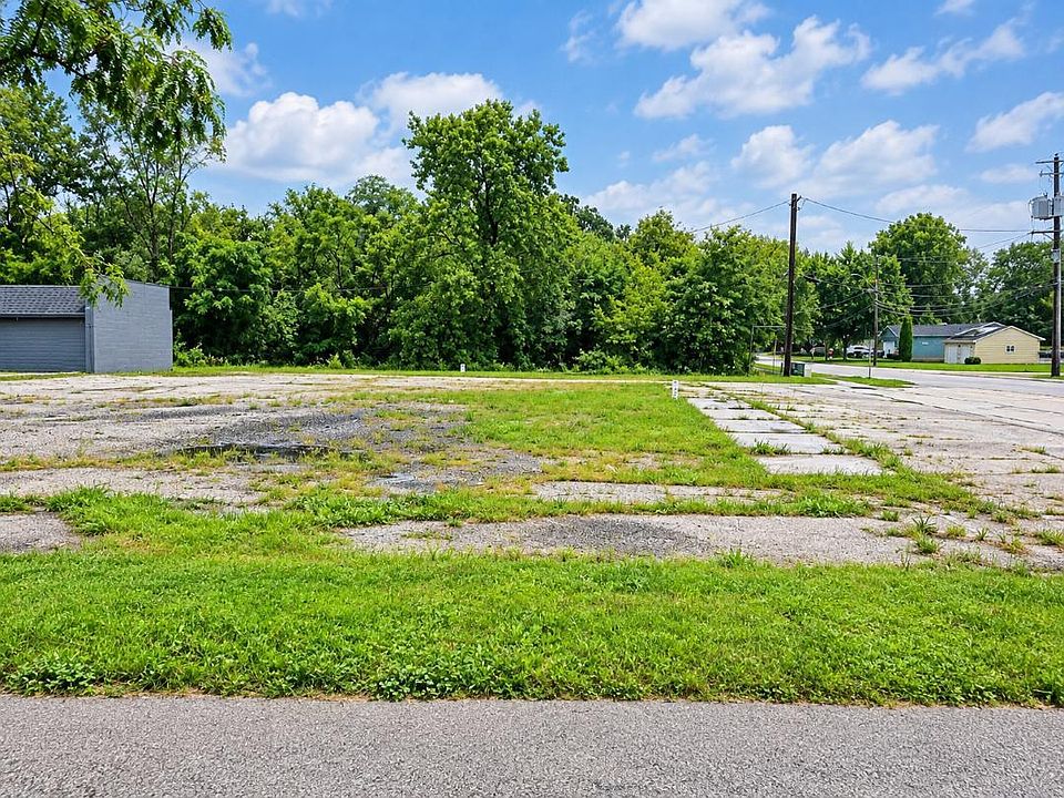 1st image of 38498 N Sheridan Rd