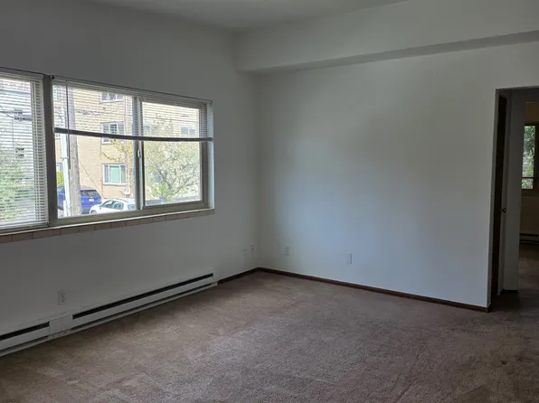426 14th Ave E APT 17, Seattle, WA 98112