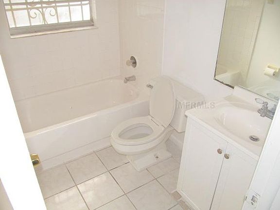 4th image of 9403 N 12th St APT B