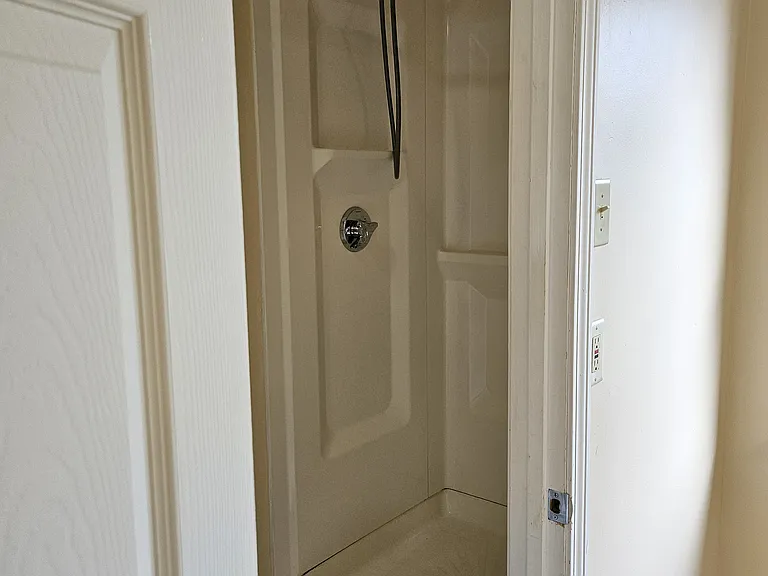 347 Ridge Rd #7 — Photo 6