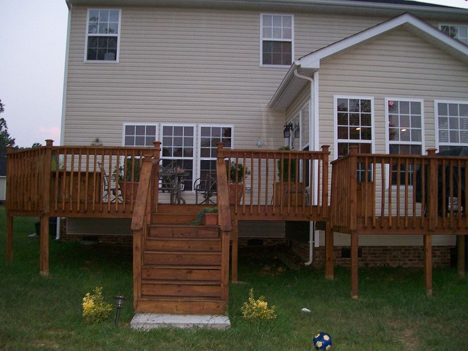 2nd image of 1104 Holly Meadow Dr
