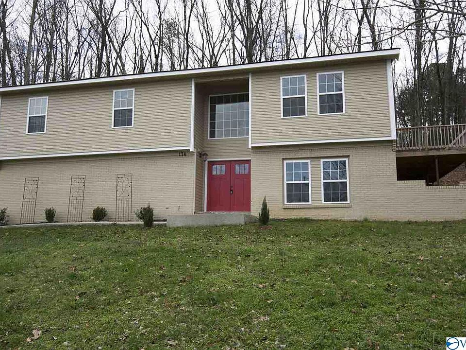 1st image of 174 Carabell Dr SE