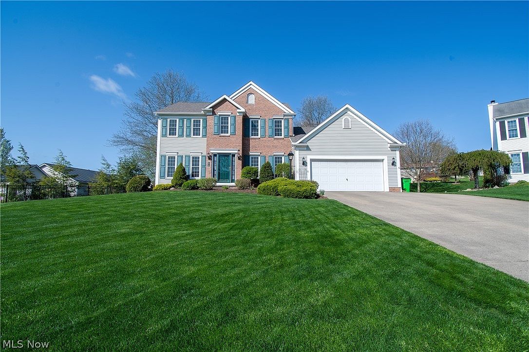 1718 Cornerstone St SW, Hartville, OH 44632 Zillow