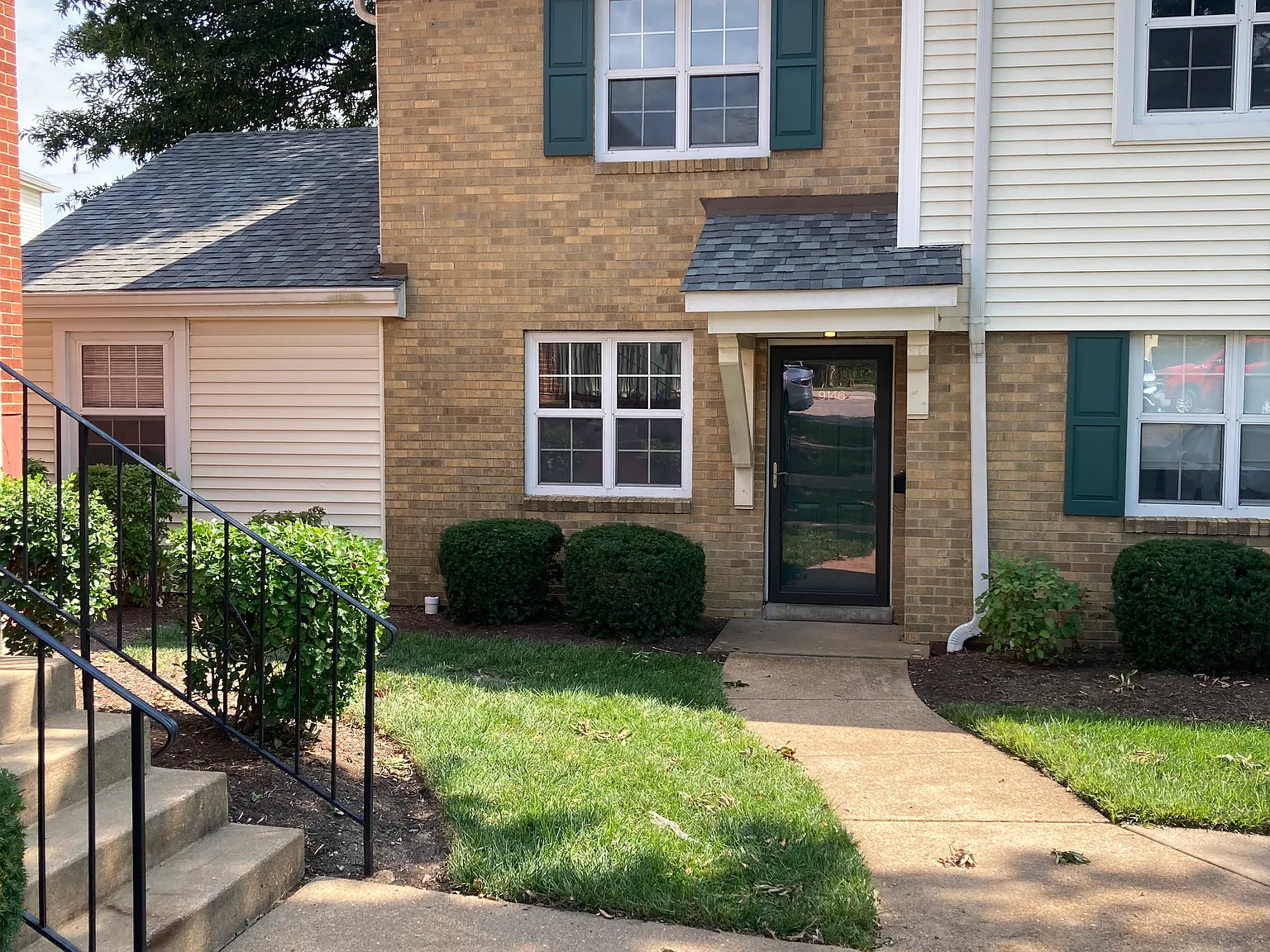 2 bed, 1078 sqft, $1,950 — Photo 2