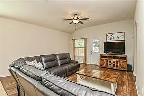 24407 Mizzen Ct — Photo 17