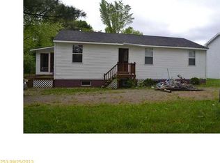 5 Haskins Ln, Calais, ME 04619