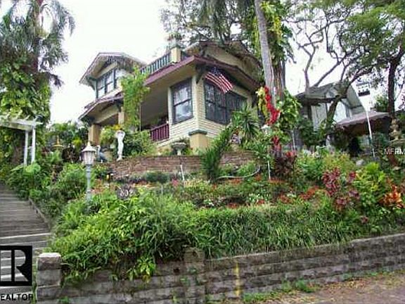 4th image of 800 9th Ave S
