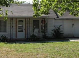 8121 Richard St, White Settlement, TX 76108