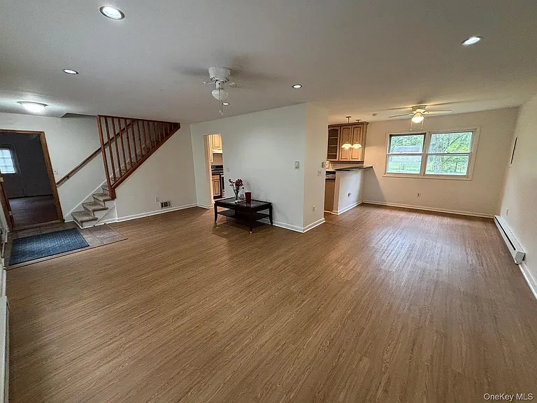 2 Partington Pl — Photo 5