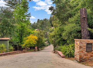 200 Hall Dr, Orinda, CA