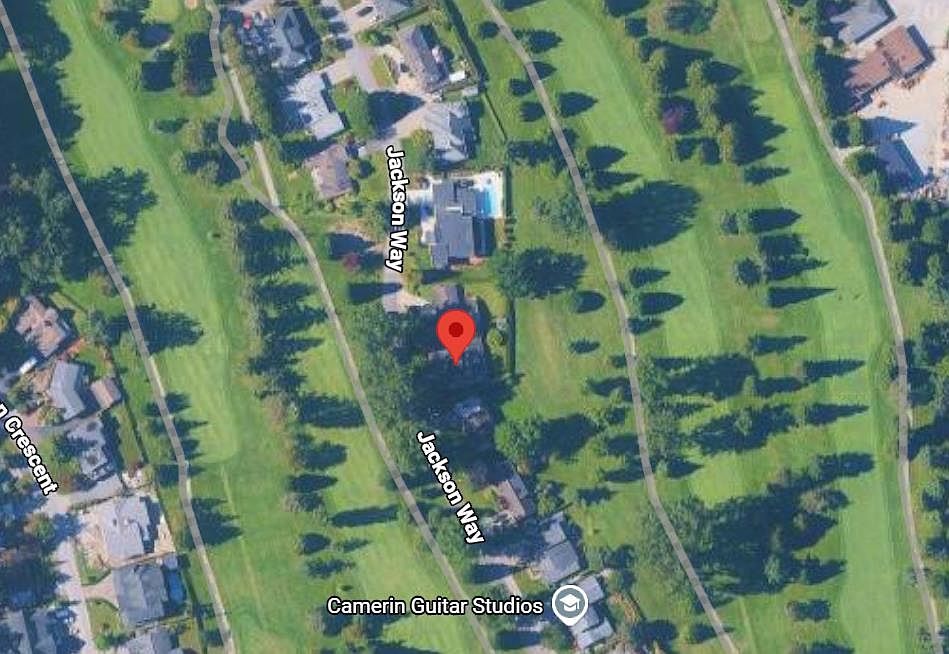 1st image of 1052 Jackson Way