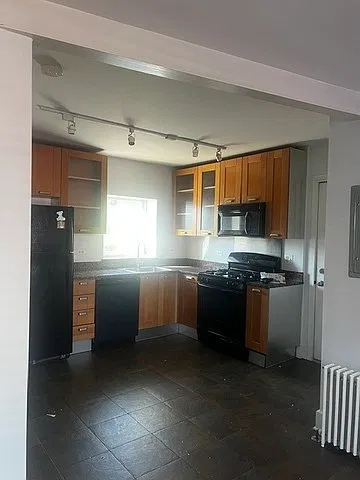 2 bed, 800 sqft, $1,950 — Photo 3