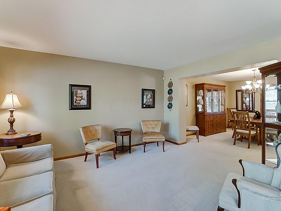 5th image of 203 Wicklow Dr