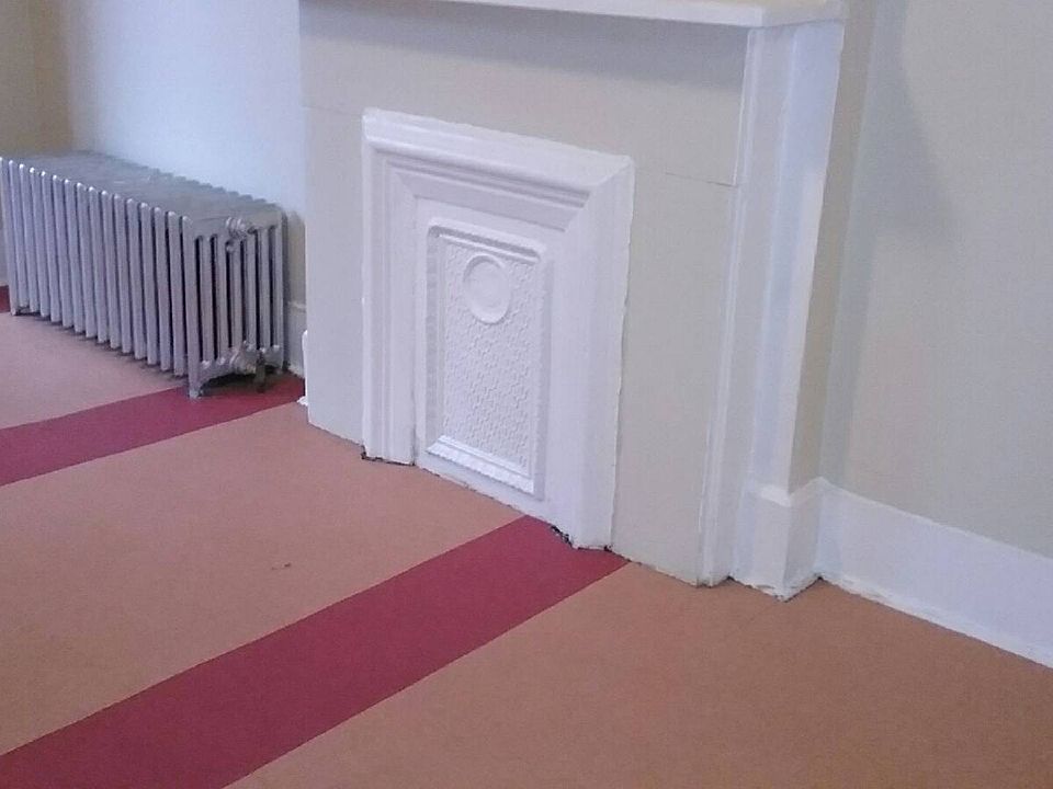 1st image of 54 N Broadway Floor 2