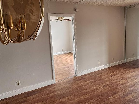 5th image of 1460 NW 80th Avenue #407