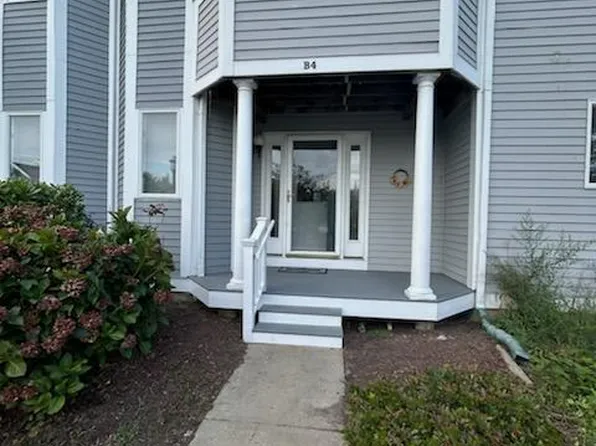 59 Old Post Road Apt B4, Clinton, CT 06413