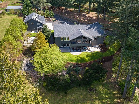 2nd image of 17725 NE Leander Dr