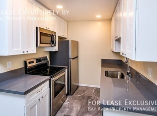 490 Laurel St #2, San Carlos, CA 94070