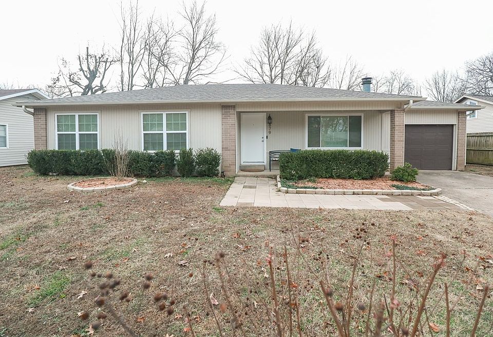 1st image of 879 W Eden Cir