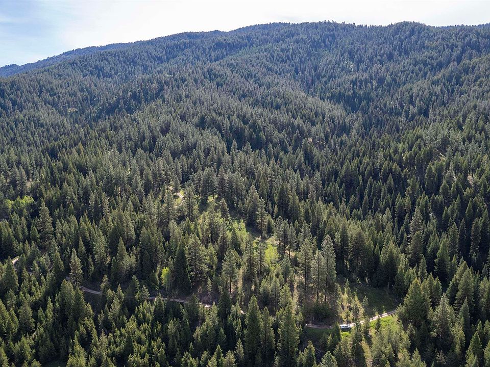 2nd image of 38 Clear Creek Rd