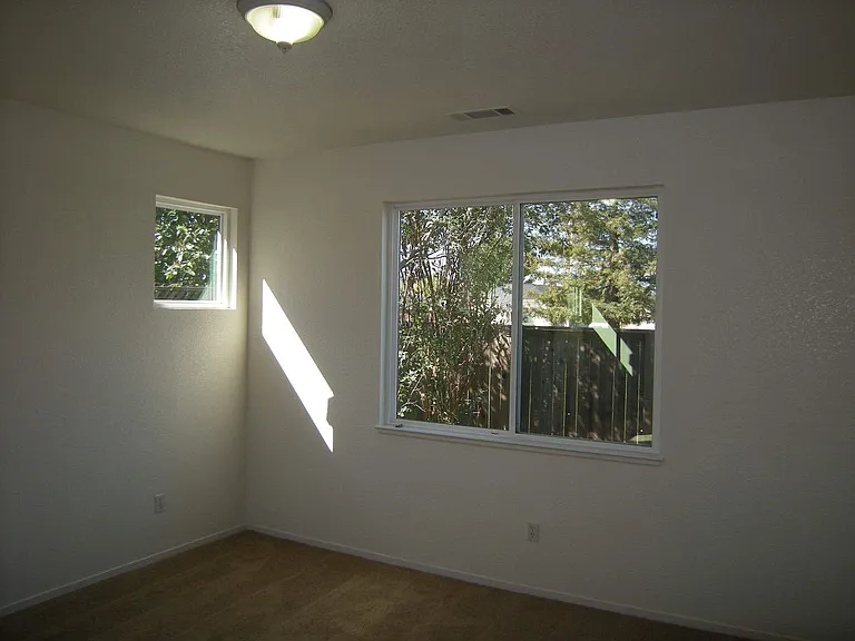 2145 Beaujolais Ct — Photo 11