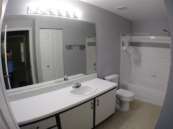 5th image of 5614 Pinnacle Heights Cir APT 304