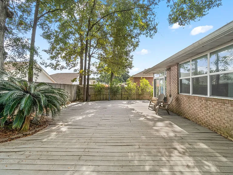 8432 Millstream Dr — Photo 45