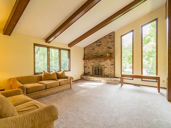 One of three large rooms with fireplaces!
4650 129th St. W., Apple Valley, MN 55124
