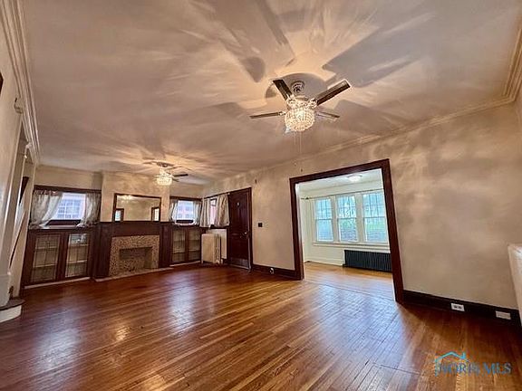 4th image of 2840 Scottwood Ave