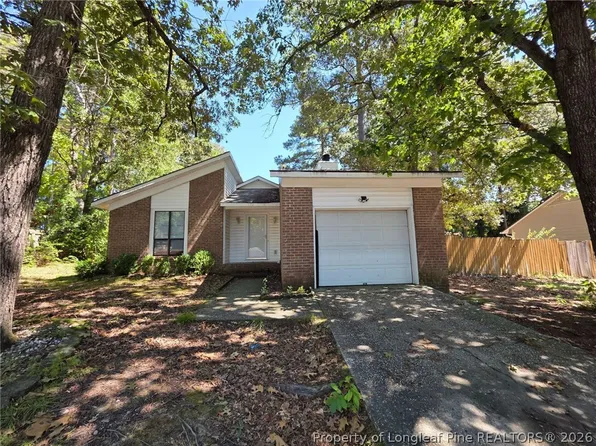 7172 Evanston St, Fayetteville, NC 28314