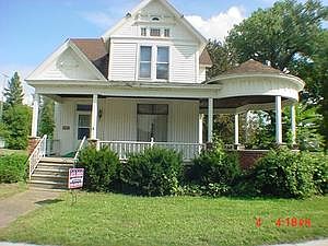 1st image of 200 N Cass Ave