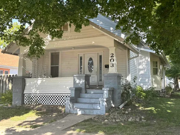 203 N Jarvis St, Creston, IA 50801