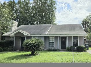 127 Hunt Club Ct, Savannah, GA 31406