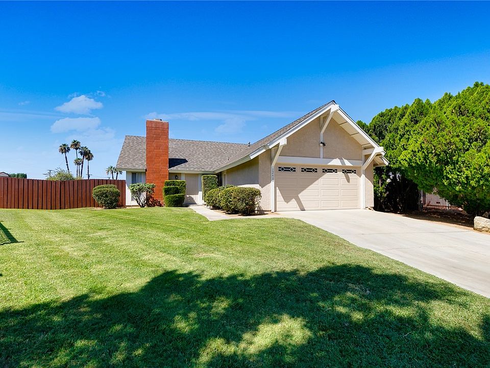 1st image of 12662 Thomas Ct