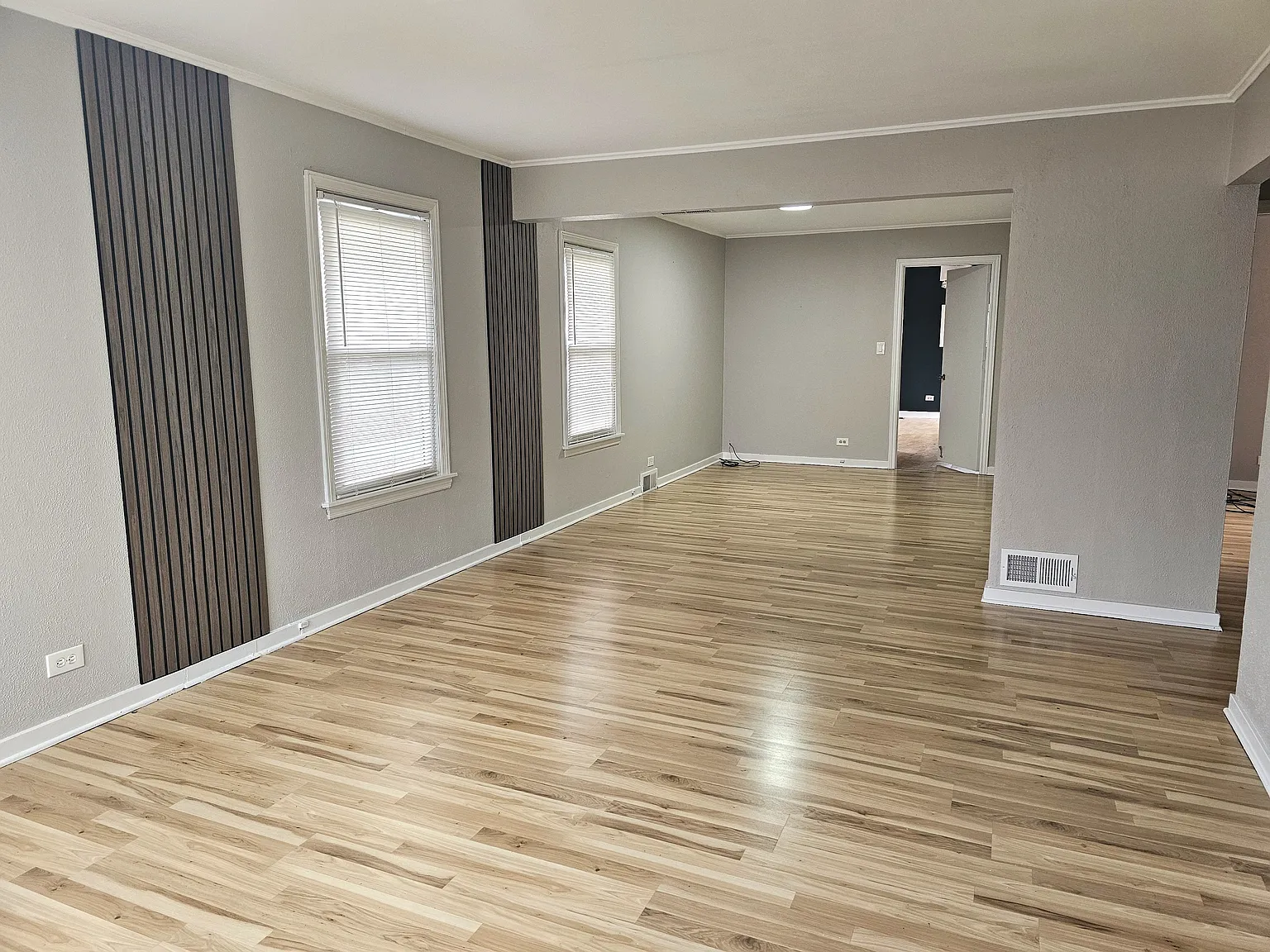 2 bed, 1200 sqft, $2,050 — Photo 3