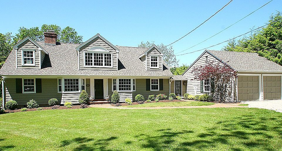2nd image of 775 Mill Hill Rd